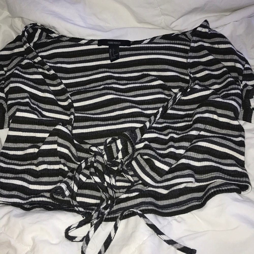 Cropped shirt